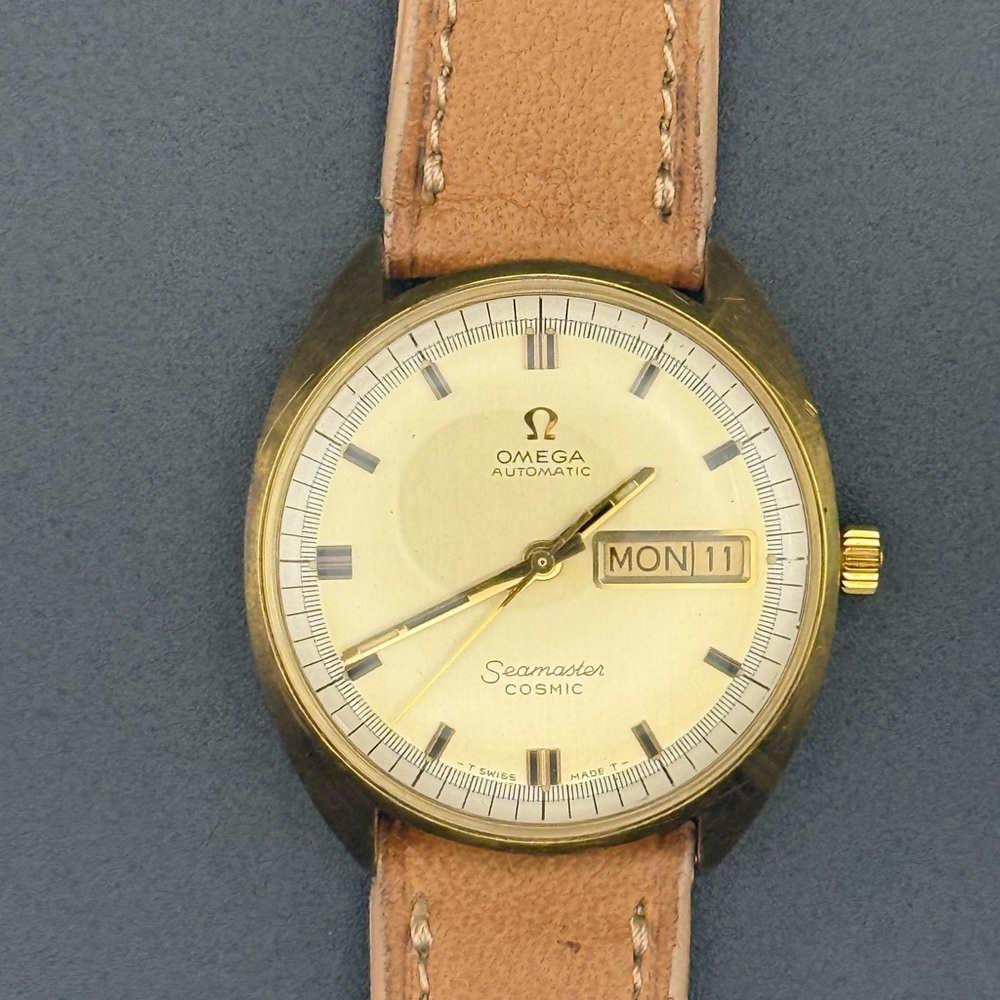 Omega Seamaster Cosmic Gold Watch - Picture 3 of 5